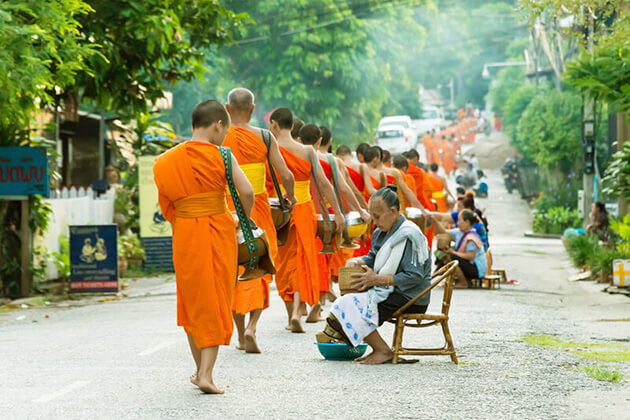 Ban Pha Yha Luang must see spot of laos school tours