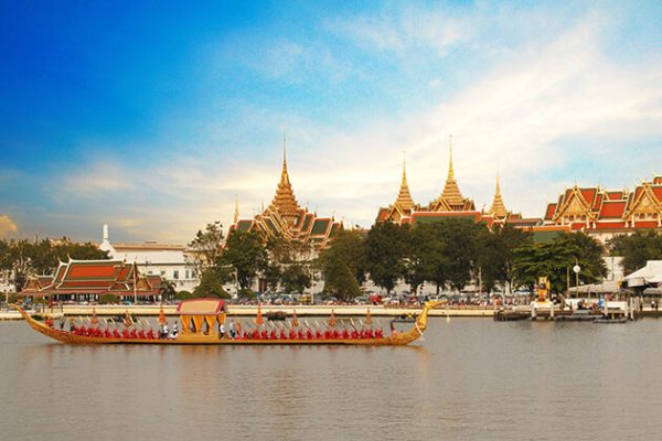 Chao Phraya River boat trip from Thailand school trip