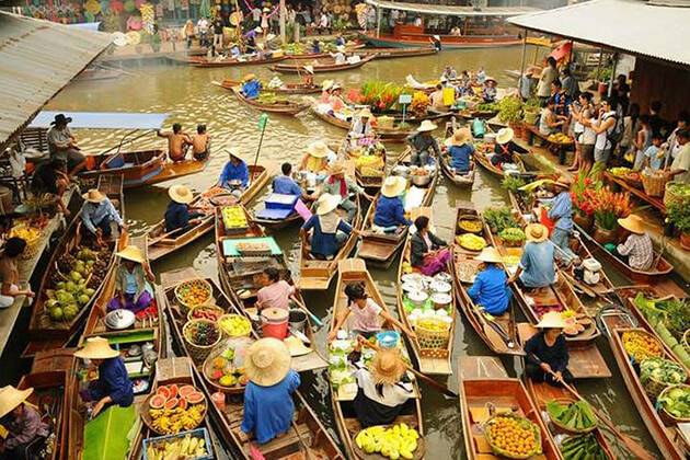 Damnoen Saduak Floating Market best spot to visit in school tour to Thailand