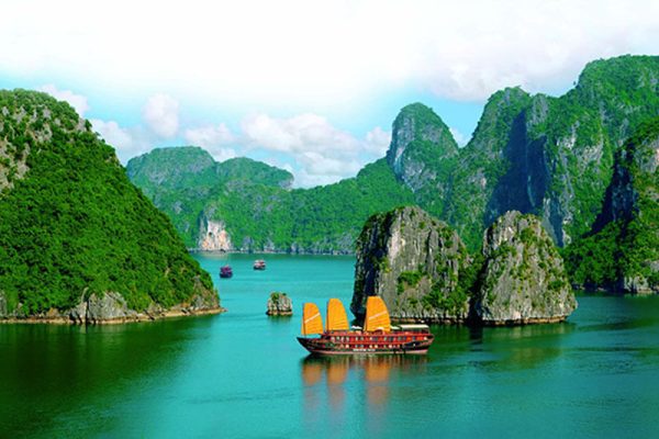 Discover Vietnam - 12 days in Educational School Trip