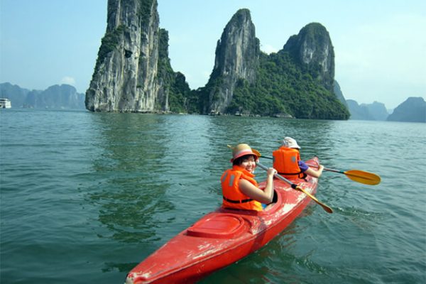 Kayaking in Halong Bay - Vietnam school trips