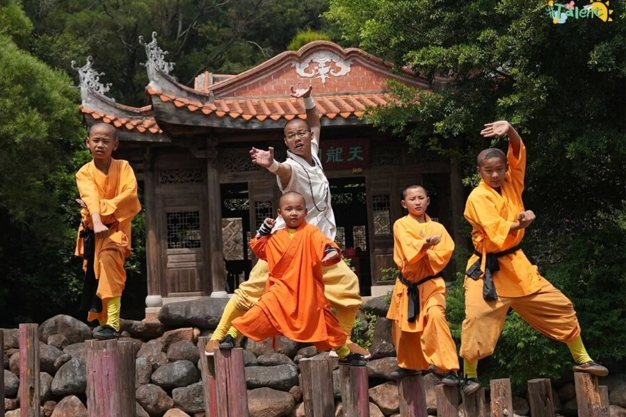 Kung Fu School Visit - china school trips