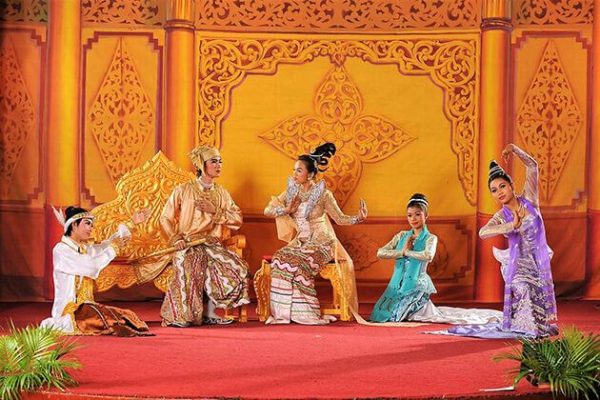 Myanmar-cultural-performances, Karaweik - Myanmar school trips