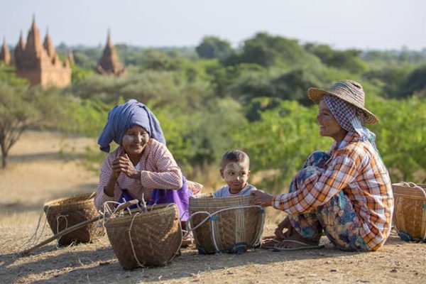 Myanmar-local-village-in-Bagan