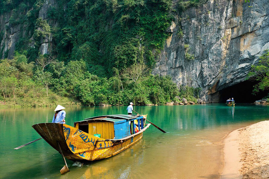 Phong Nha Ke Bang - Vietnam School Trip