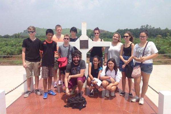 Students visit Long Tan Cross in School Trip
