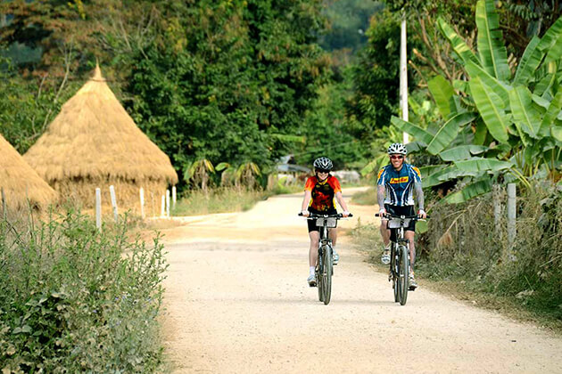 bike riding - Thailand school trips