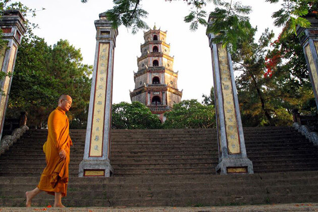 Thien Mu Pagoda - Vietnam school trips