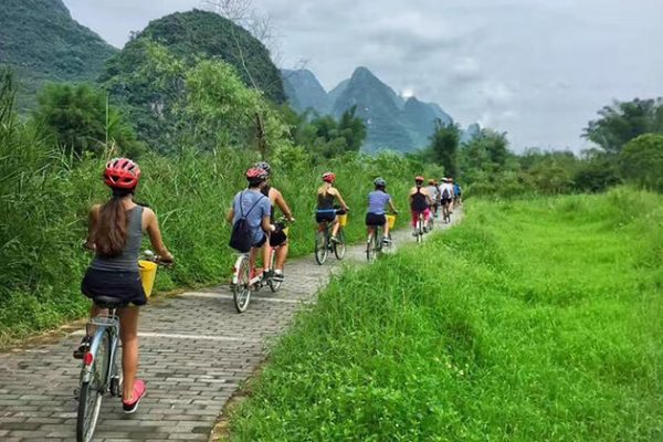 Yangshou biking from Guilin adventure school trip