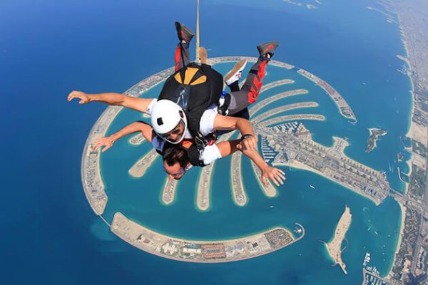 experience amazing Skydiving - Singapore school trips
