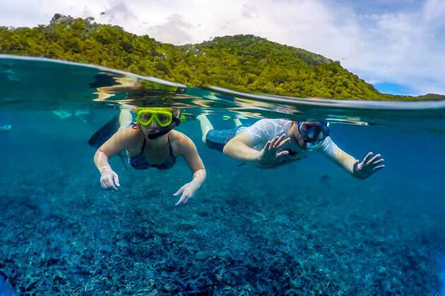 experience snorkeling in Koh Tao Thailand from school trip