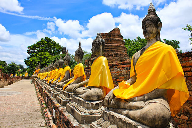 visit Wat Chai Mongkhol - Thailand school trips