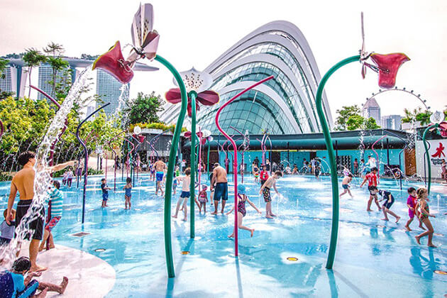 students of Singapore school tour visit Water Park