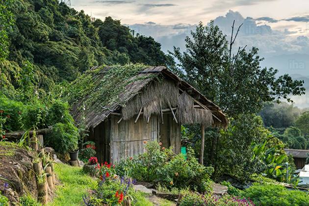 Mae-taeng-Village, Chiang Mai - Thailand school trips